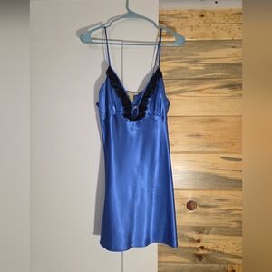 Floral Nikarooz Royal Blue Satin Slip Dress Nightie with Black Lace Womens Large